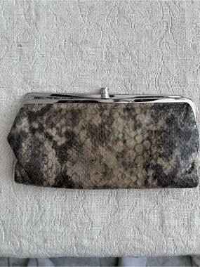HOBO Lauren clutch wallet silver snake skin textured zip wallet. Very cool